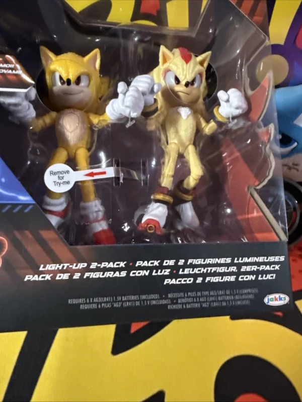 Jakks Sonic the Hedgehog 3 Sonic & Shadow Yellow Light-Up 3.5" Figure 2-Pack Set - Image 2