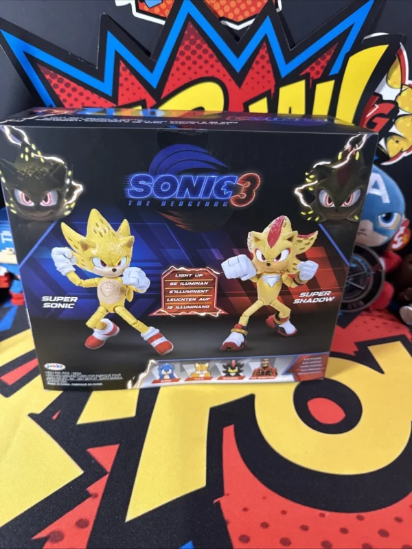 Jakks Sonic the Hedgehog 3 Sonic & Shadow Yellow Light-Up 3.5" Figure 2-Pack Set - Image 3